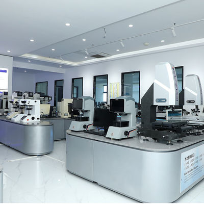 カラータッチスクリーンデジタルロックウェル硬度計 DigiRock DR4